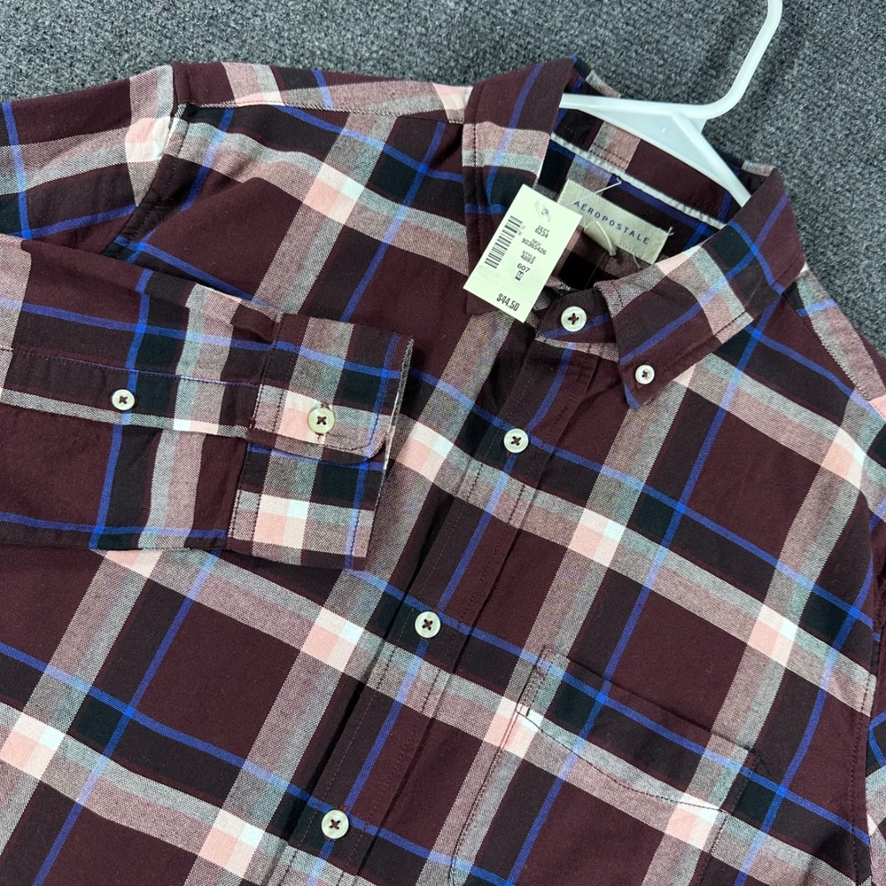 Aeropostale Button Down Mens M Medium Burgundy Plaid Long Sleeve Shirt NWT